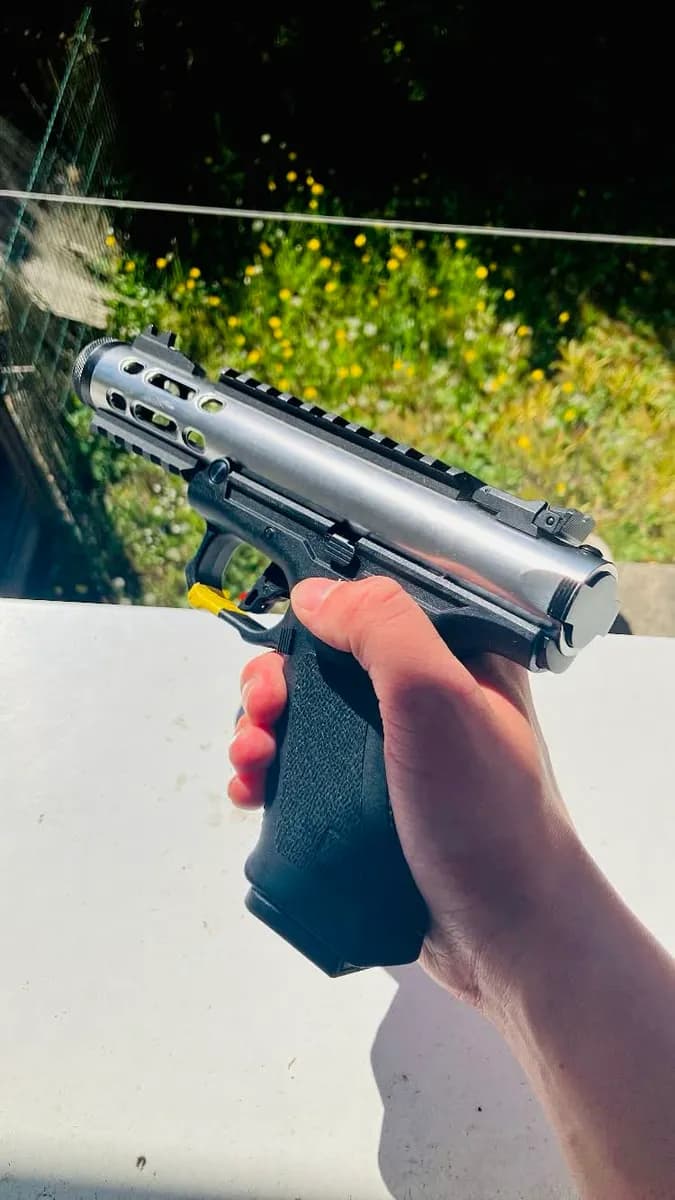 AAP-01 Custom /- Prix négociable - vente urgente