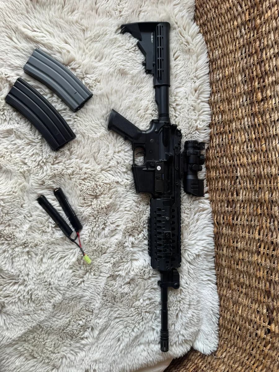 AR/M4 airsoft électrique (AEG)