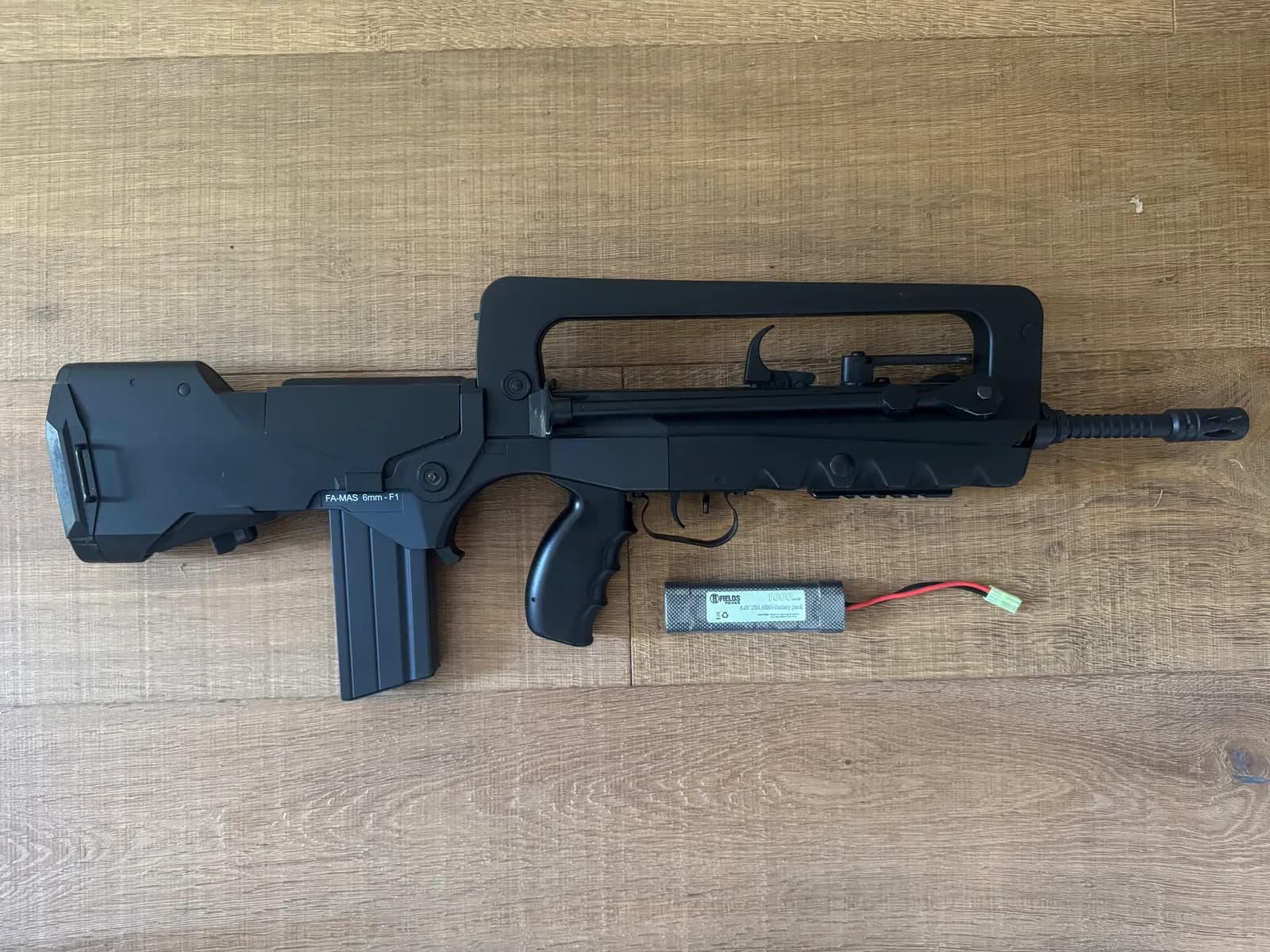 FAMAS F1 mini 1