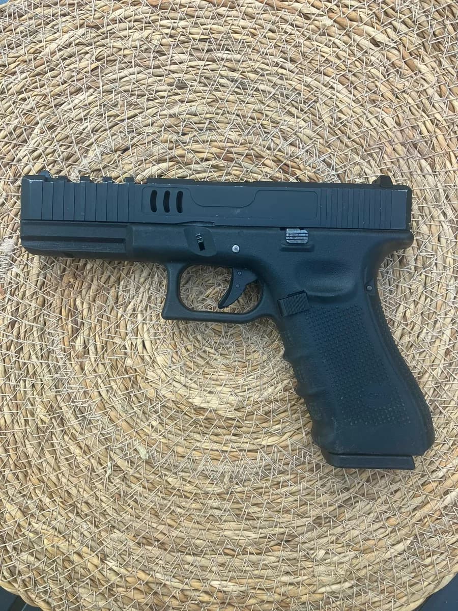 Glock 17 WE